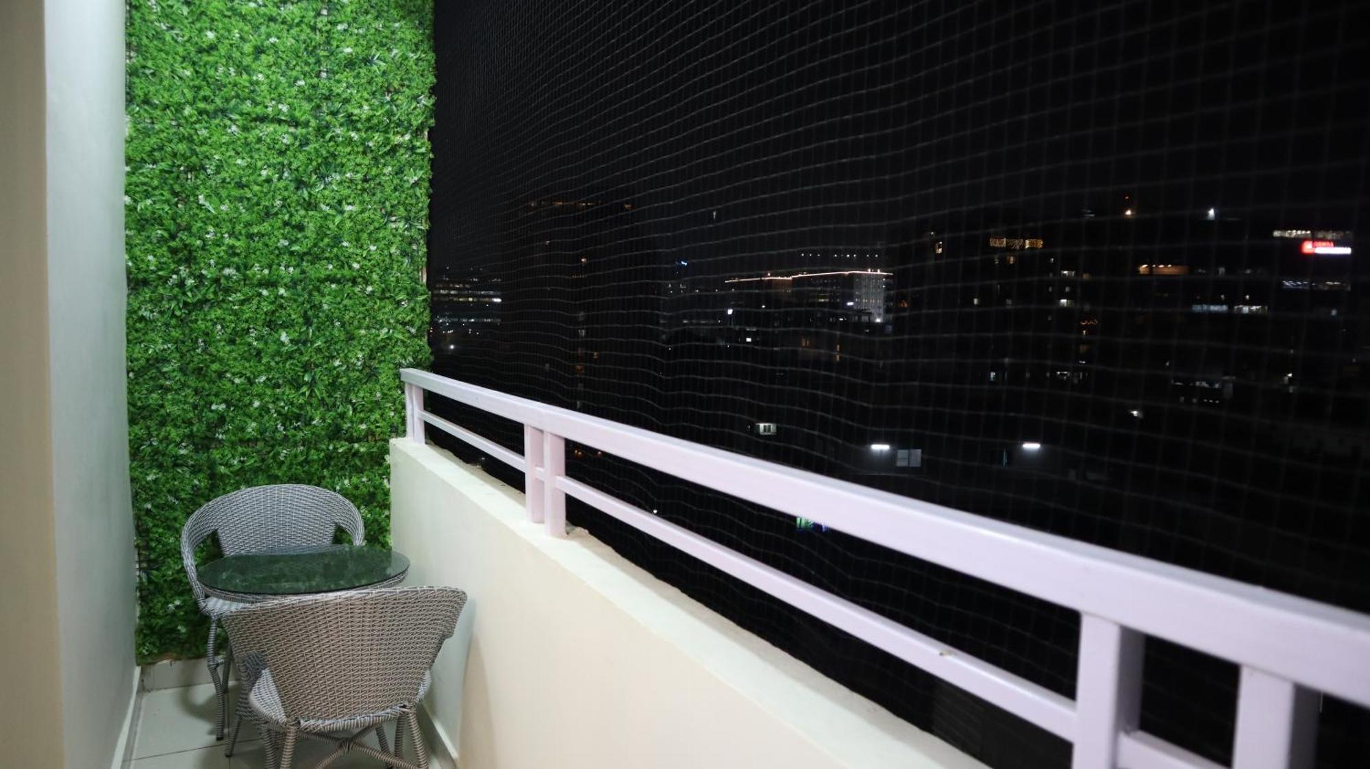 Dcasa Apartment Hotel Hyderabad Exterior foto